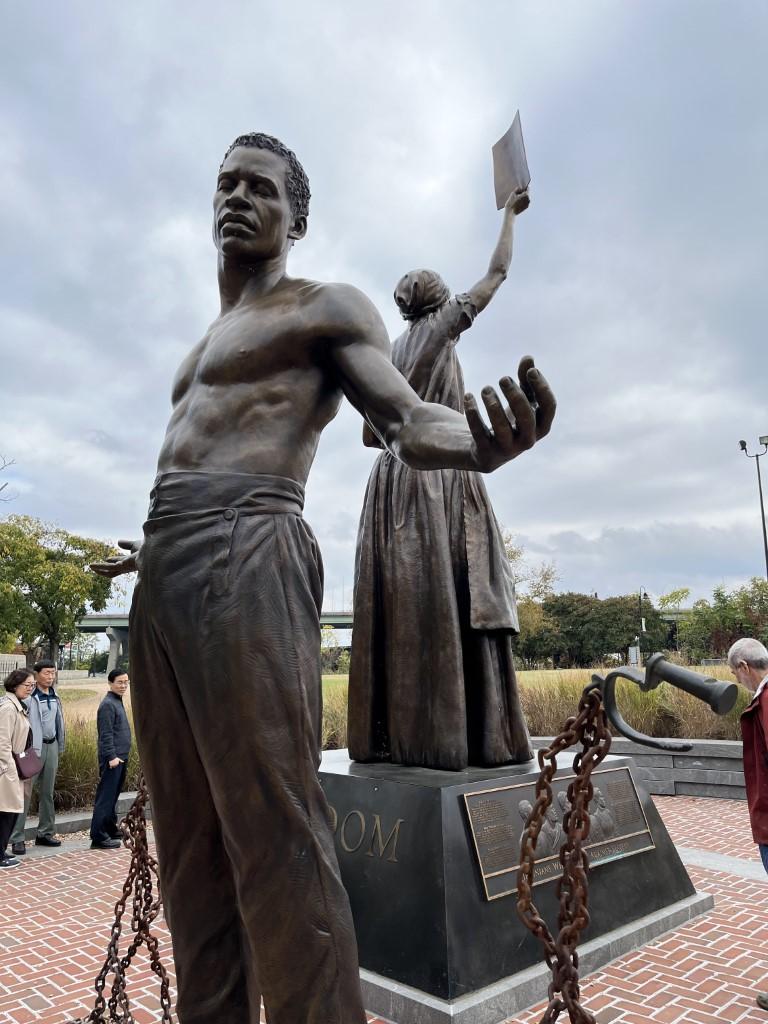 Richmond's Emancipation and Freedom Monument